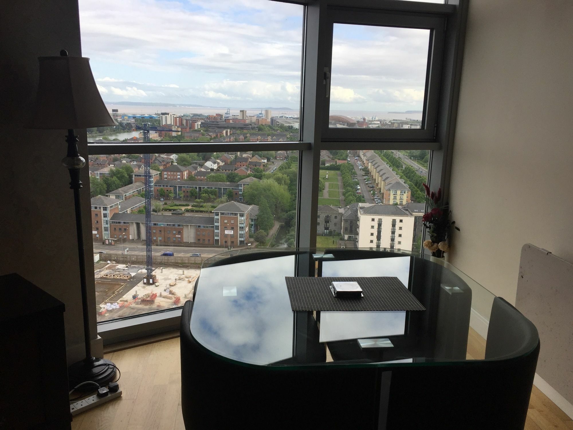 High View Serviced Apartment Cardiff Zewnętrze zdjęcie